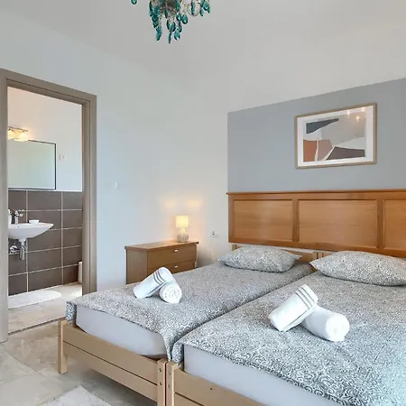 Mahovic * Novaki Motovunski