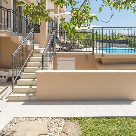 Mahovic Holiday home *