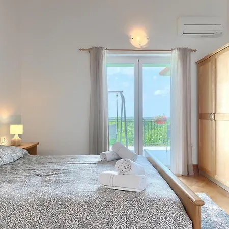 Holiday home Mahovic