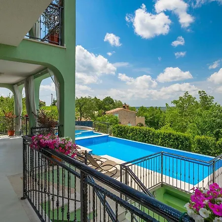 Mahovic Holiday home *